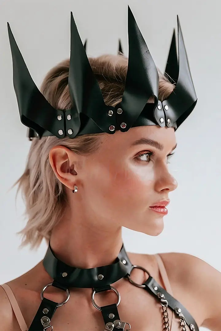 DECO LAYER-Dark Gothic Queen Spiked Headpiece